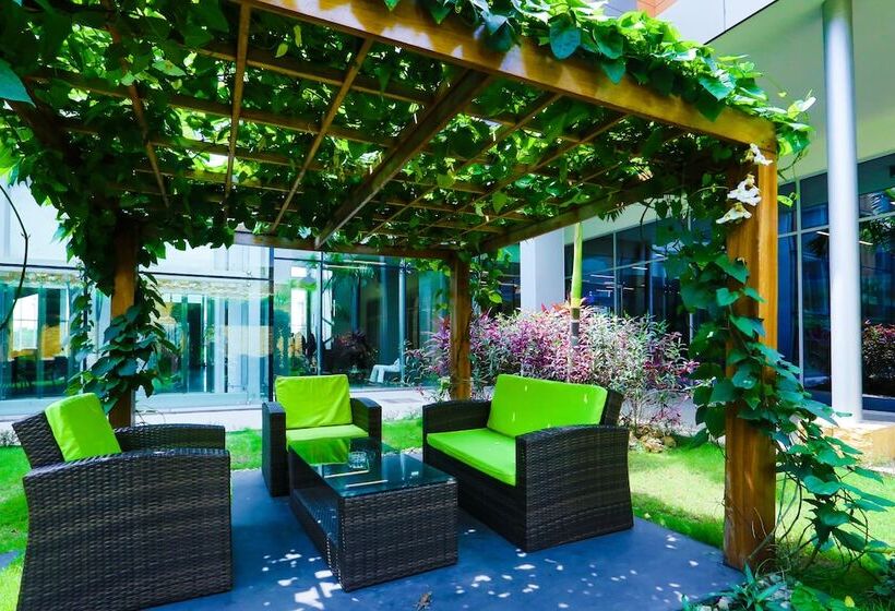 Radisson Blu Hotel, Abidjan Airport