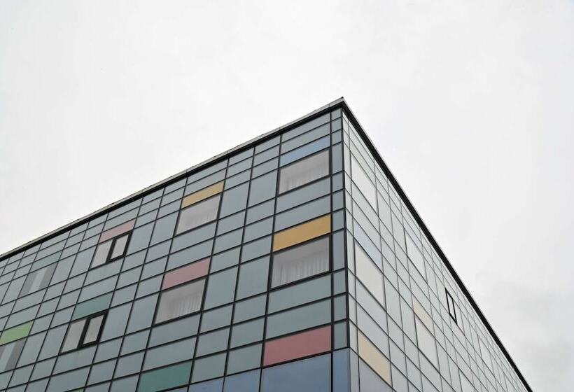 Radisson Blu Hotel, Abidjan Airport