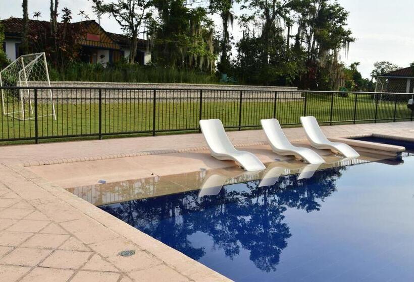 레지던스 Finca Hotel Los Girasoles