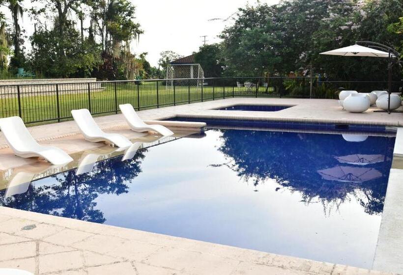 레지던스 Finca Hotel Los Girasoles