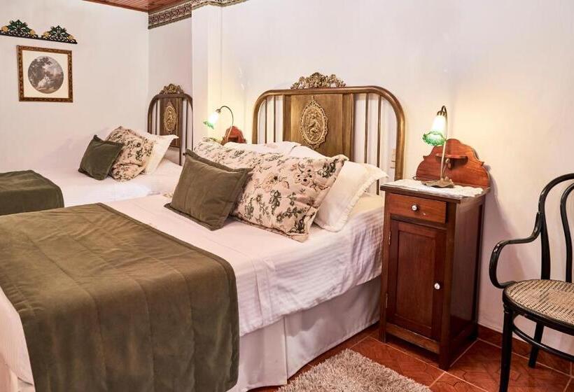 اقامتگاه Finca Hotel Los Girasoles