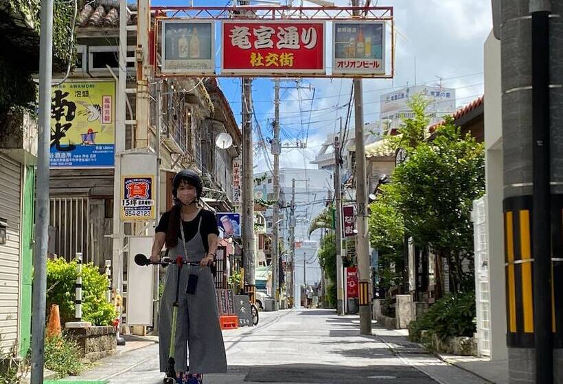 The Kitchen Hostel Ao