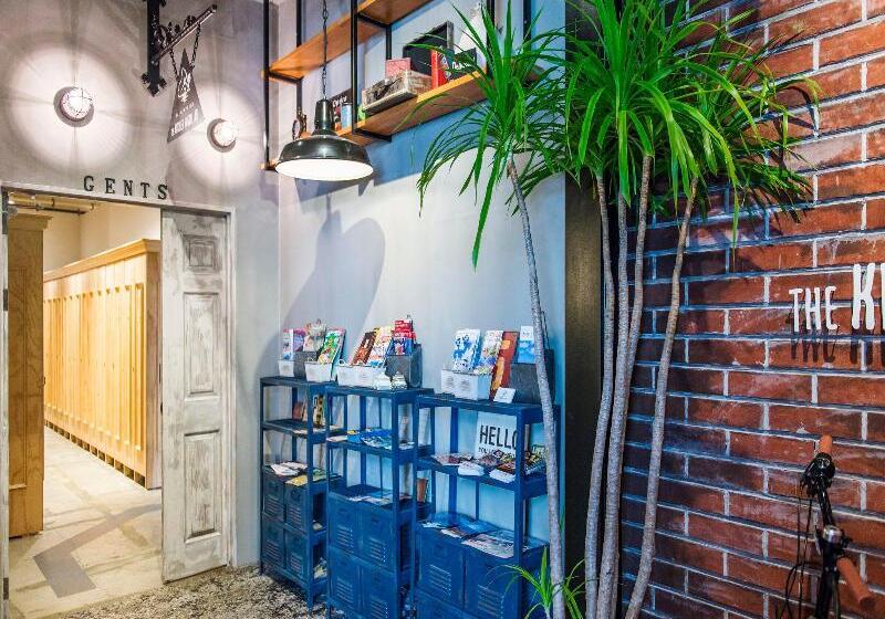 The Kitchen Hostel Ao