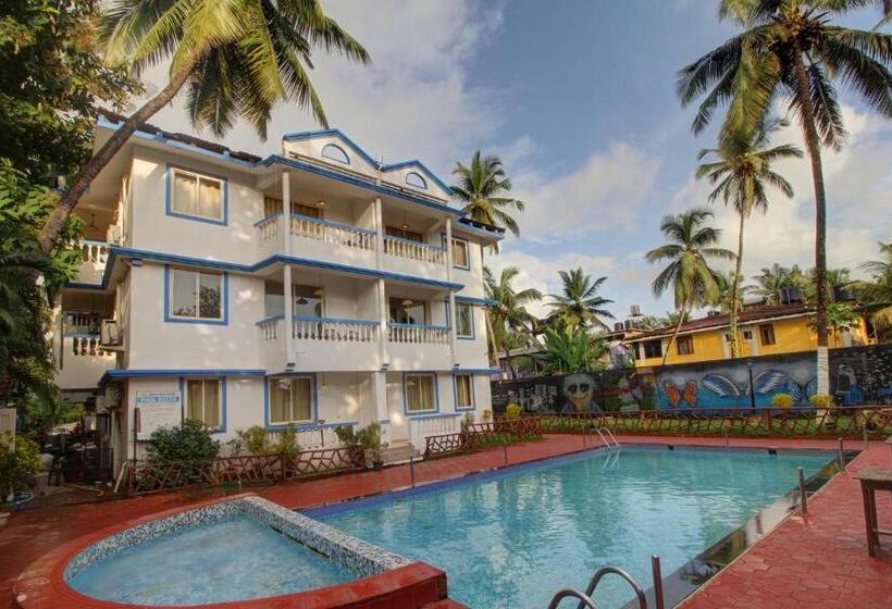 Fabhotel Grand Royal Palms