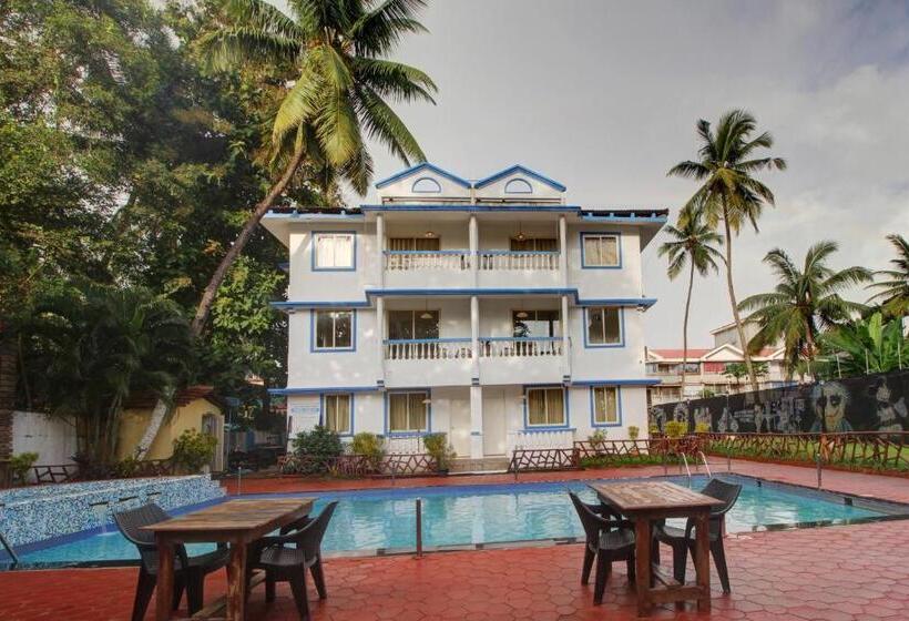 Fabhotel Grand Royal Palms