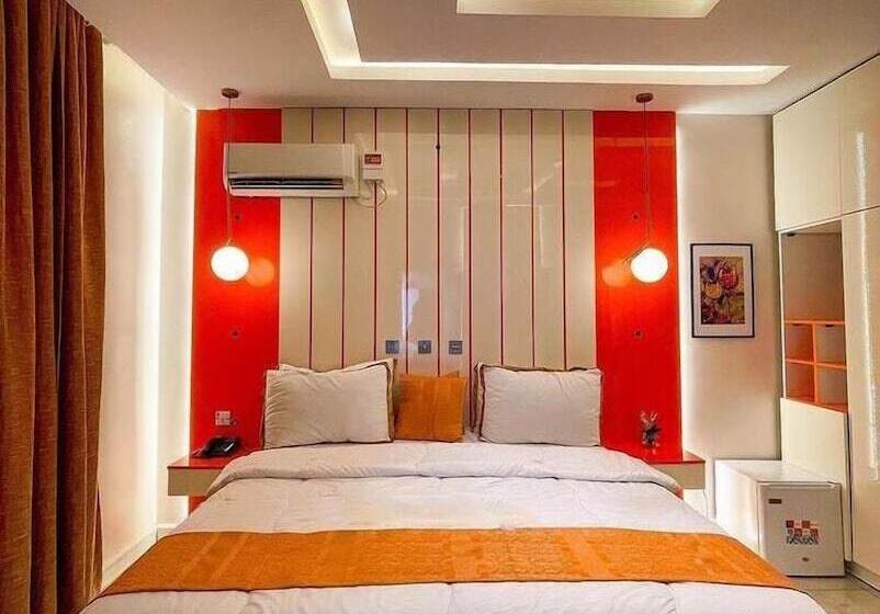 Mt Deluxe Hotel Asaba