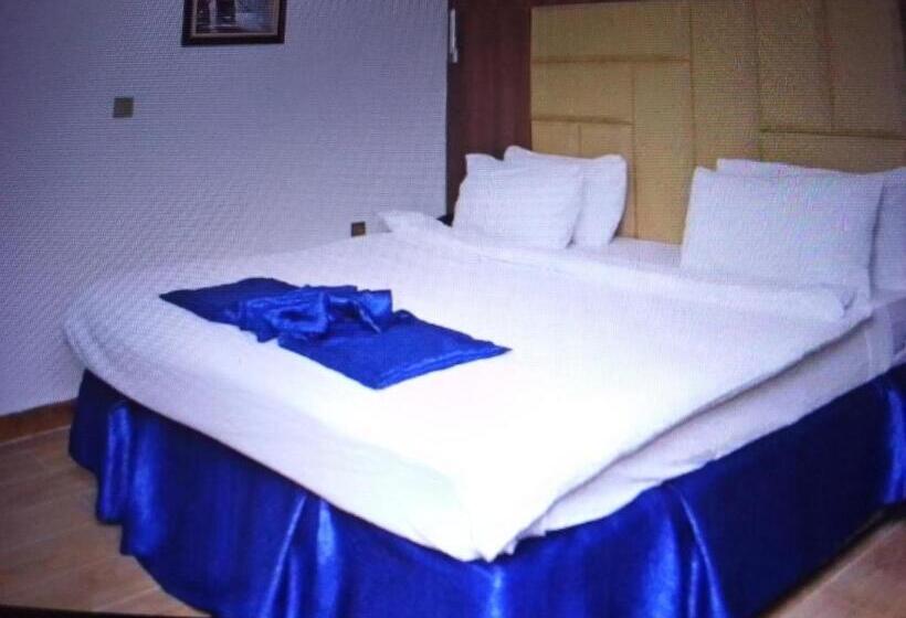 Mt Deluxe Hotel Asaba