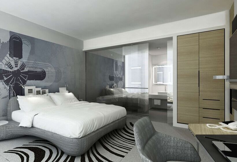 Novotel Phnom Penh Bkk 1