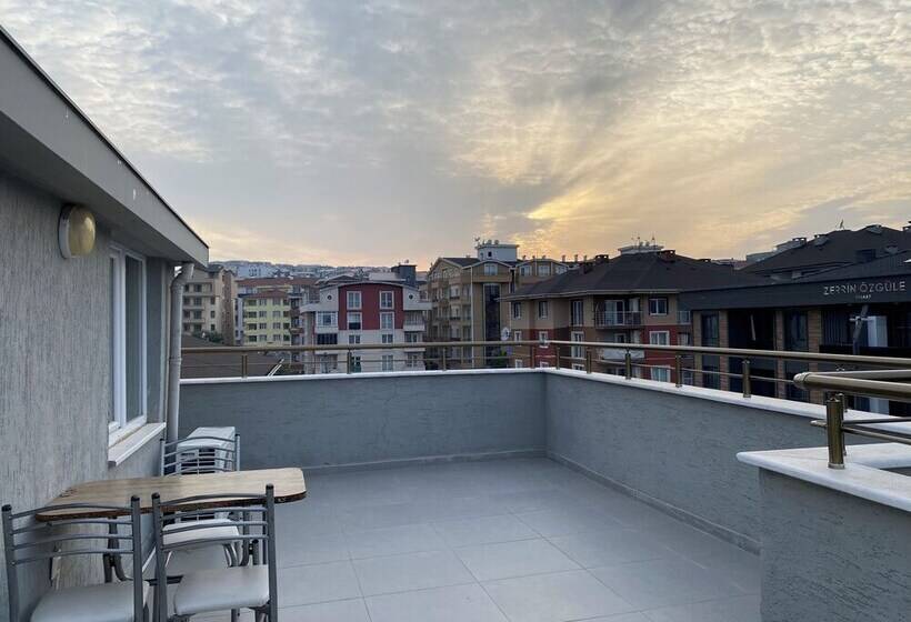 Paradi̇se Apart Otel