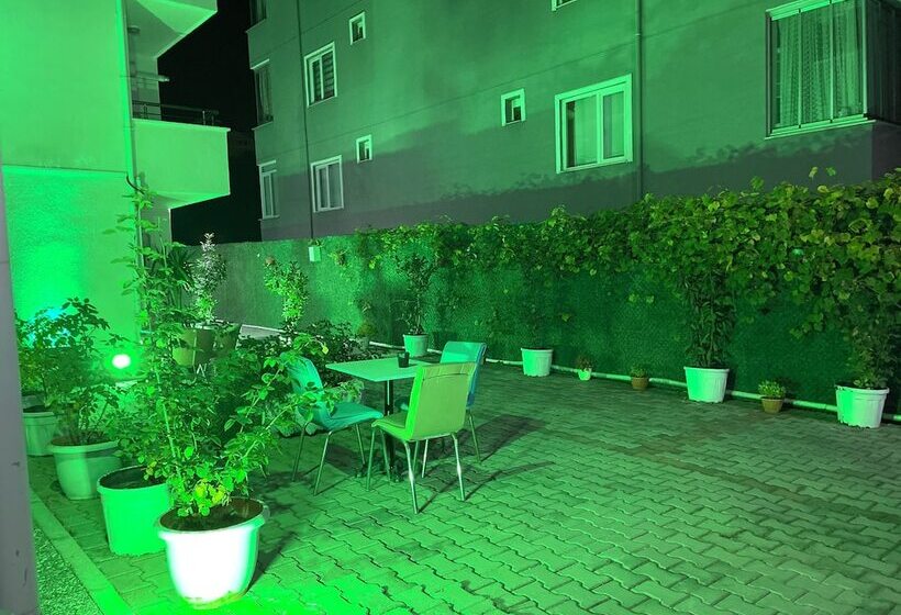 Paradi̇se Apart Otel