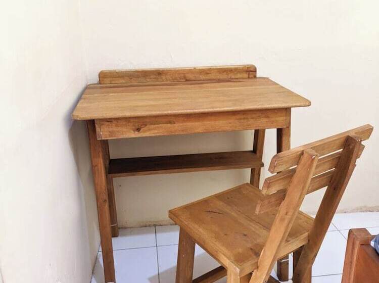 Пансион Kingkost Wonocatur