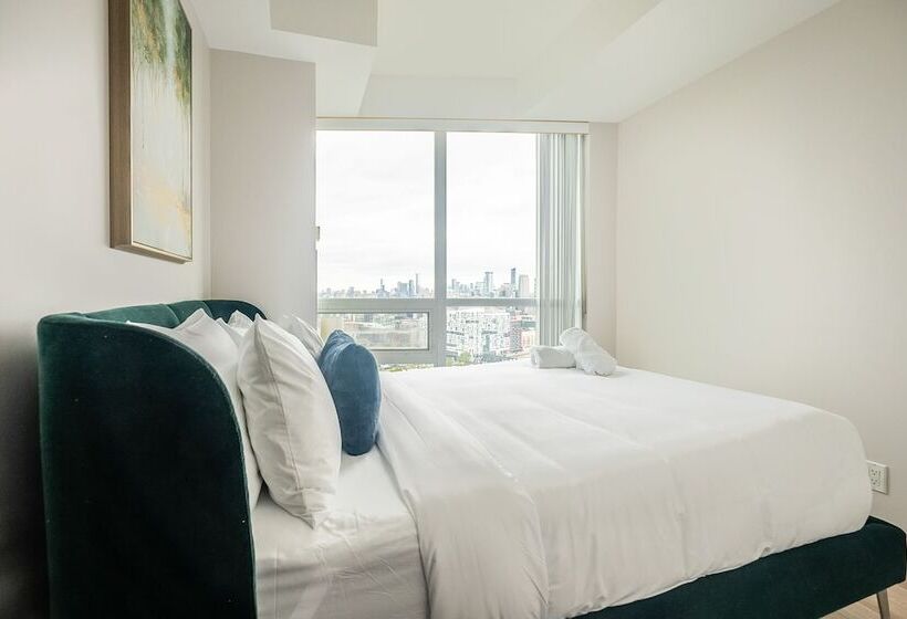 Rivetstays - The Neptune