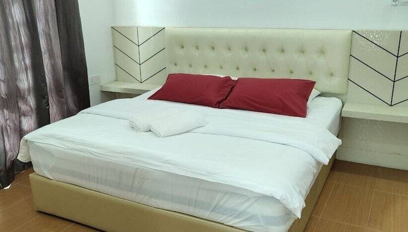 בית מלון כפרי Captain's Cabin Resort