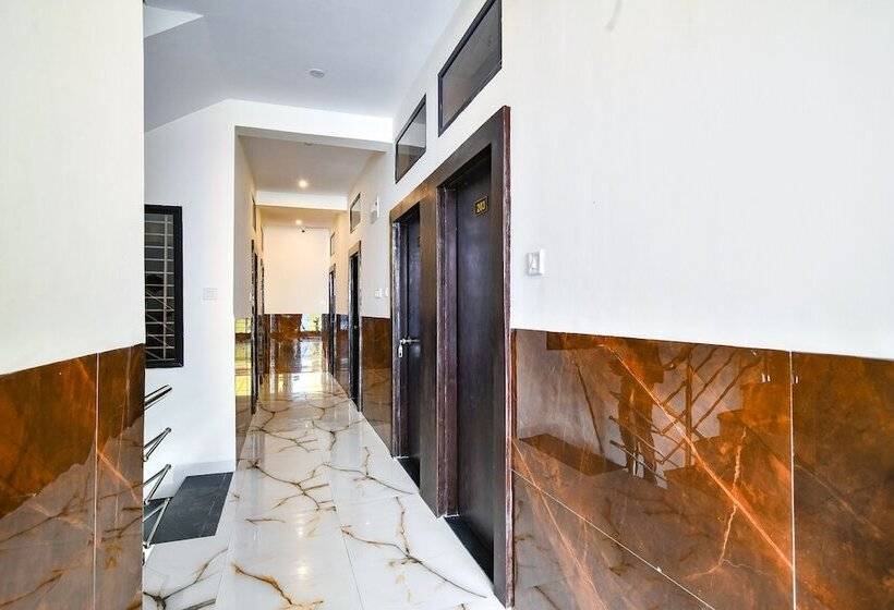 Отель Fabexpress Sp7