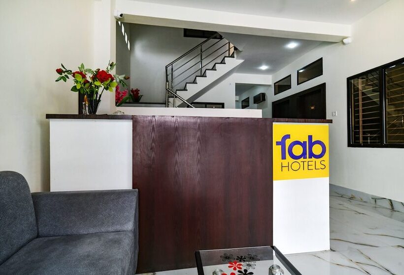 Отель Fabexpress Sp7