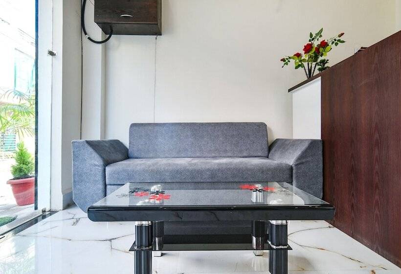 Отель Fabexpress Sp7