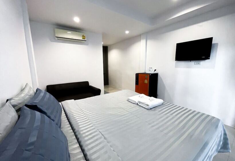 호텔 The Seathru Kohlarn