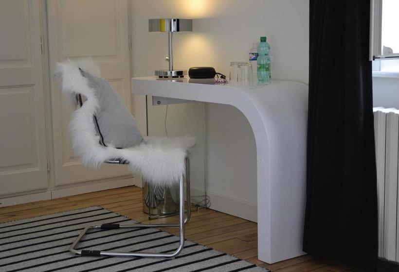 ベッドアンドブレックファースト Au Coeur D Eden