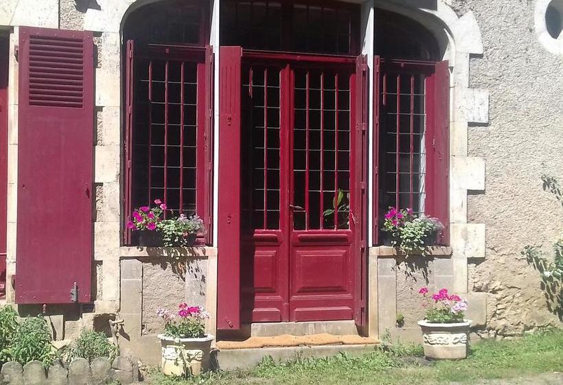 ベッドアンドブレックファースト Manoir De La Presle Ornella Et Stéphane