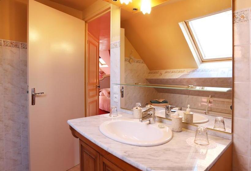 ベッドアンドブレックファースト Manoir De La Presle Ornella Et Stéphane