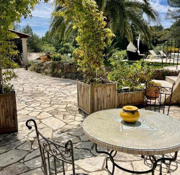 B&b Le Mas Du Galoubet