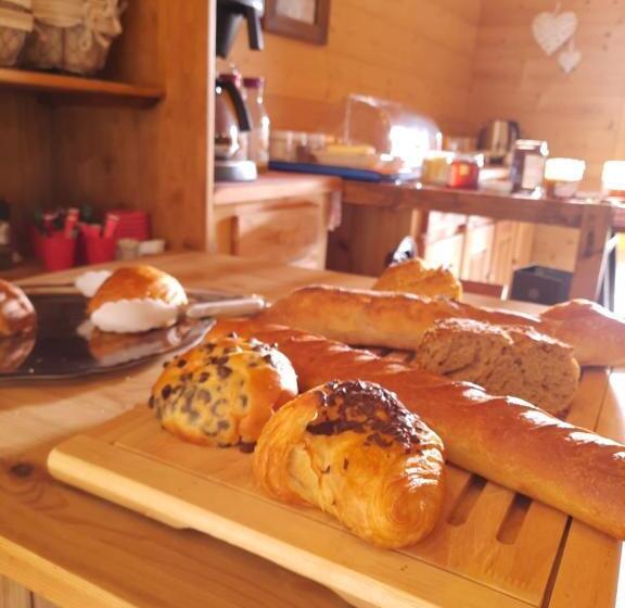 Bed and Breakfast Au Cœur Des Lacs Chambres D Hôtes