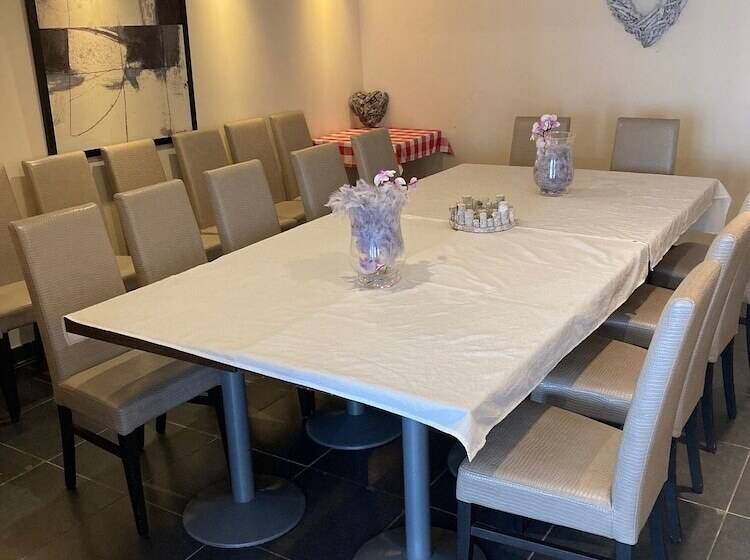 مبيت وإفطار Auberge Sainte Marguerite