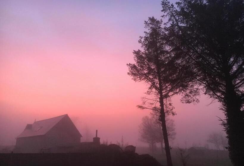 تختخواب و صبحانه Breizh A Gevret