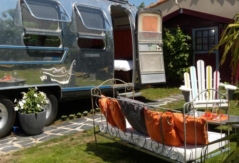 צימר Caravane Airstream Américaine 1976