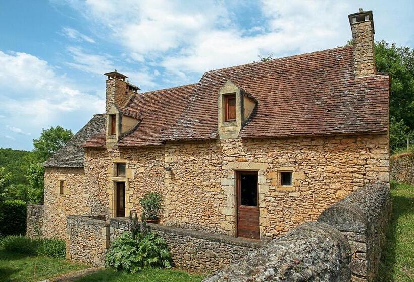 مبيت وإفطار Chambre D'hôtes La Rossillonie