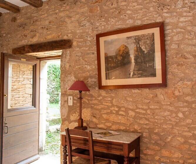 مبيت وإفطار Chambre D'hôtes La Rossillonie