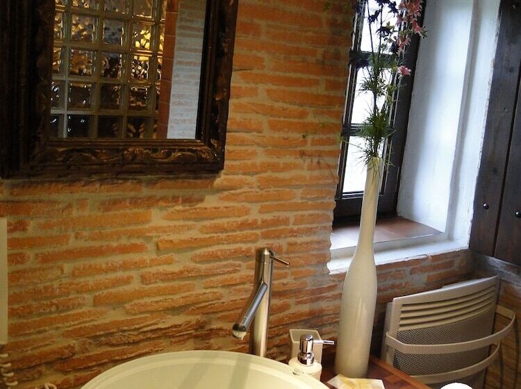 住宿加早餐  Chambres D Hotes Le Mas Julien Piscine Chauffée Adult Only