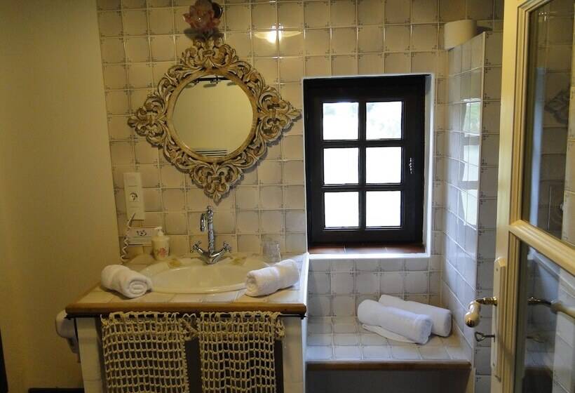 Bed and Breakfast Chambres D Hotes Le Mas Julien Piscine Chauffée Adult Only