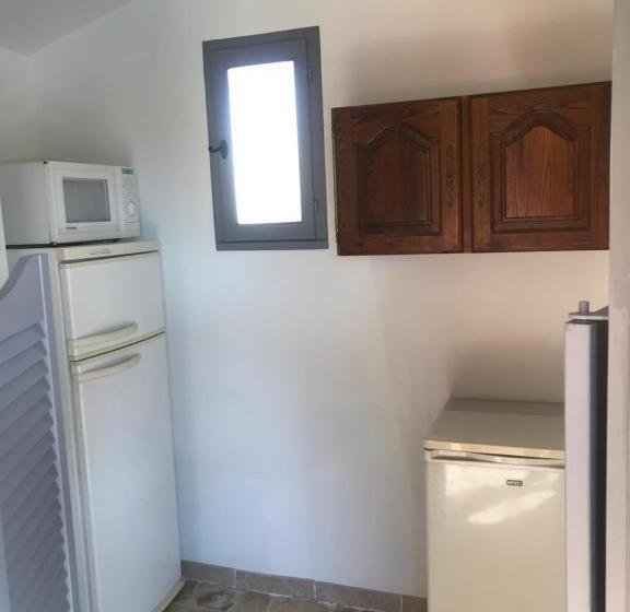 مبيت وإفطار Chambres D Hôtes Climatisées Avec Cuisine D été Villa Gour Du Peyrol