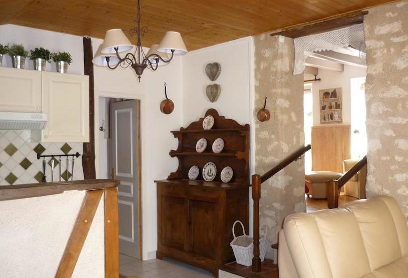 민박 Chambres D Hôtes Les Bournais Le Clos Milady