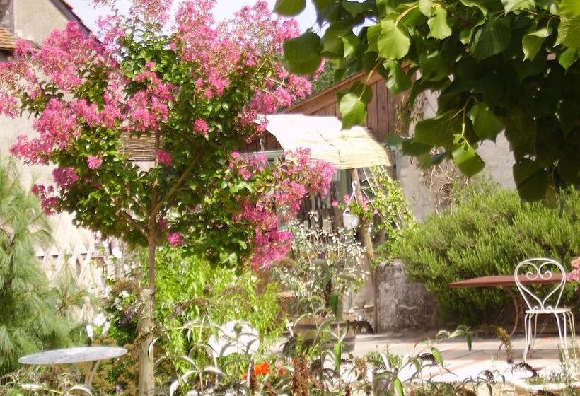 민박 Chambres D Hôtes Les Bournais Le Clos Milady