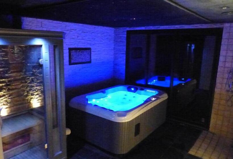 Bed and Breakfast Chambres D'hôtes Et Table D'hôtes L'intemporelle