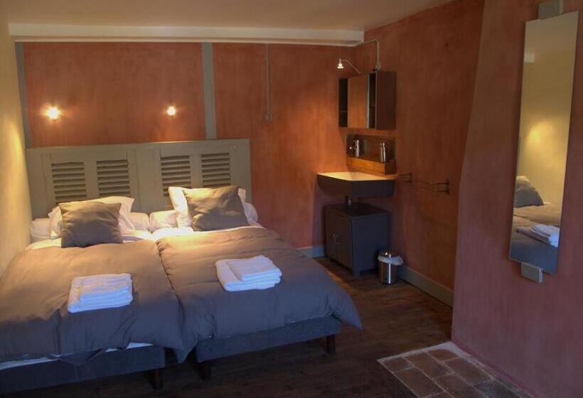 مبيت وإفطار Chambres D'hôtes L'epicurium