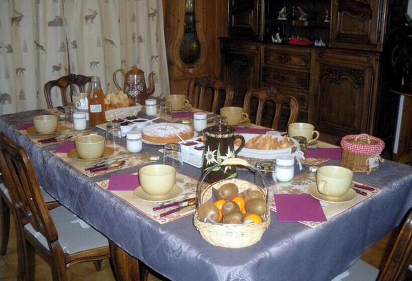 مبيت وإفطار Chambres D'hôtes Les Terrasses De Varme