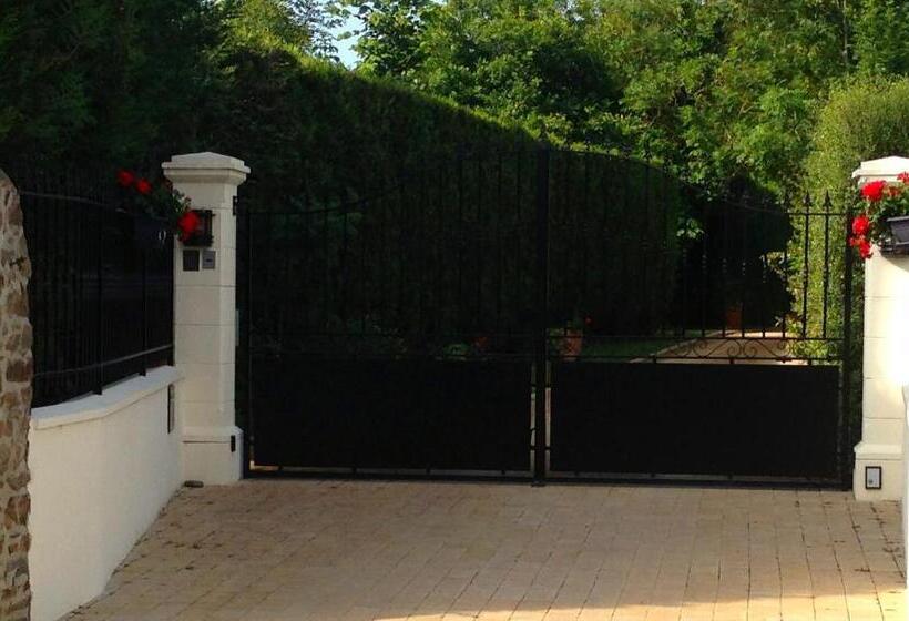 مبيت وإفطار Chambres La Guignardais