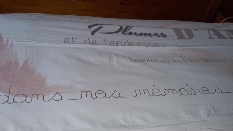 צימר Chez Louis Chambres D'hôtes à La Ferme