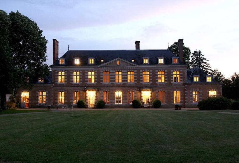 مبيت وإفطار Château De La Giraudière