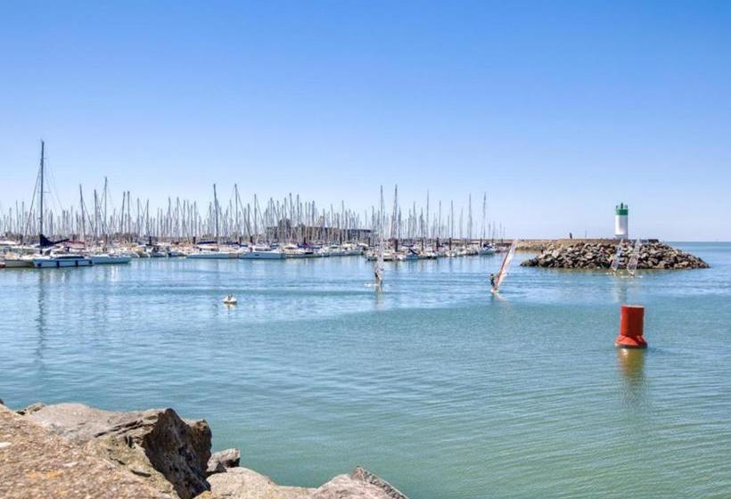 ベッドアンドブレックファースト Cour Des Dames