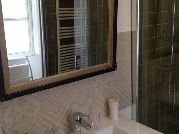 Bed and Breakfast Demeure Des Cordeliers Avec Parking Privé