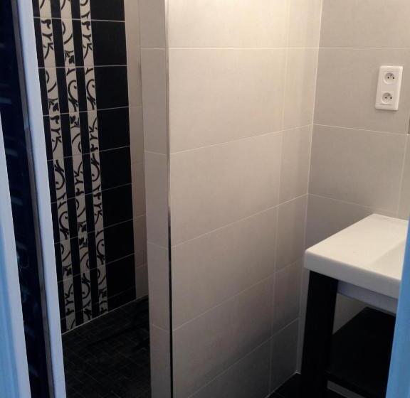 צימר Demeure Les Aiglons, Chambres D Hôtes & Spa