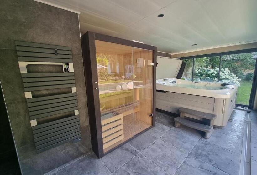 צימר Demeure Les Aiglons, Chambres D Hôtes & Spa