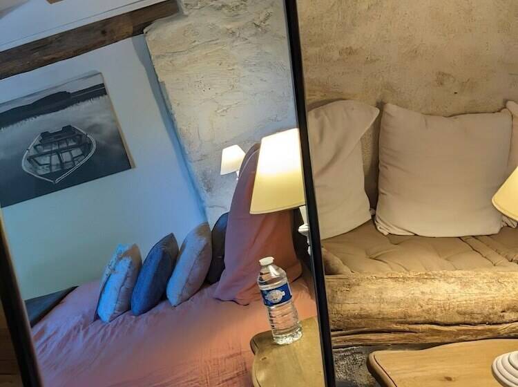 민박 Domaine Les Feuillants