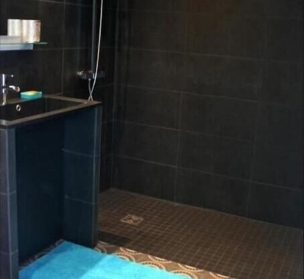 مبيت وإفطار Guesthouse Kathome