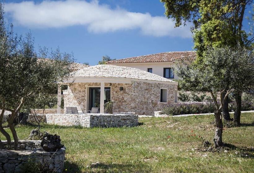 Bed and Breakfast L Albitru