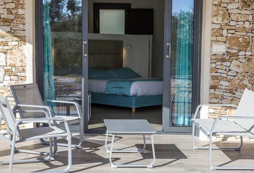 Bed and Breakfast L Albitru